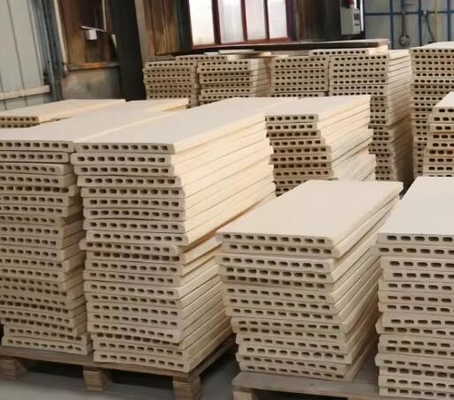 เฟอร์นิเจอร์เตาอบเซรามิก Cordierite Mullite แผ่นสนับสนุน