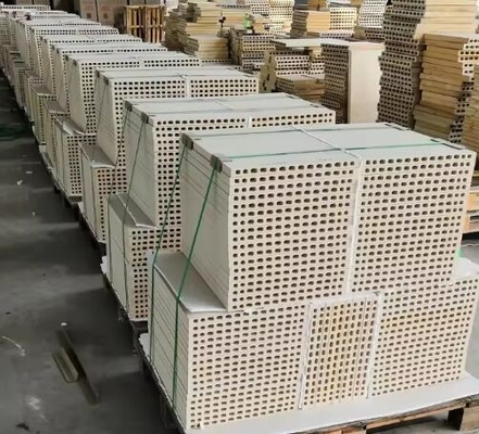 เฟอร์นิเจอร์เตาอบเซรามิก Cordierite Mullite แผ่นสนับสนุน