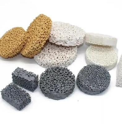 เครื่องกรองฟองเซรามิกอลูมิเนียที่มีสัดส่วนสูง เครื่องกรองเซรามิกซาร์โคเนียมสําหรับโรงงานหล่อ
