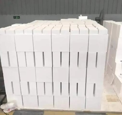 เตาเผาอุณหภูมิสูง Zirconia Bubble Insulating Bricks น้ําหนักเบา Zirconia ลูกโขง