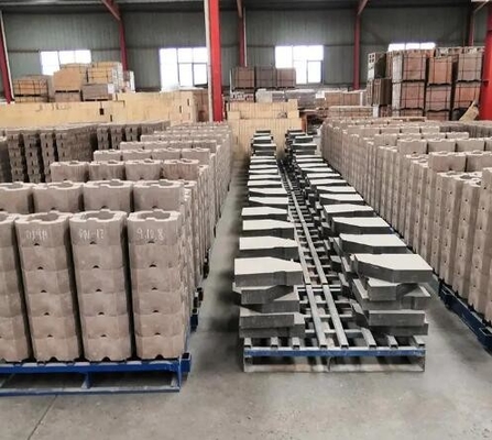 แมกนีเซียมความแข็งแรงสูง Ferro Spinel ไฟ brick แมกนีเซีย-เฮอร์ซินิต ไฟไหม้ Spinel brick สําหรับอุตสาหกรรมซีเมนต์