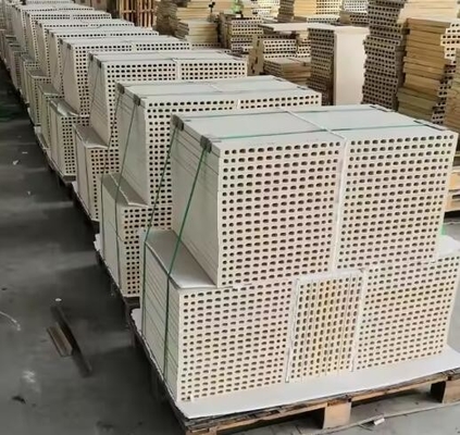 เฟอร์นิเจอร์เตาแก้ว Mullite Cordierite Plate ช่องเจาะ perforated Cordierite Mullite Slab เครื่องตั้งเซรามิกที่ทนทาน