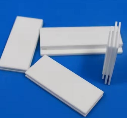 ความสามารถในการนําความร้อนสูง Beryllia Ceramic BeO Beryllium Oxide อะไหล่เซรามิก