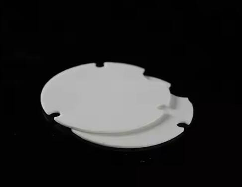 ความสามารถในการนําความร้อนที่ดี ความละเอียดที่ทนทานต่อการสวม Beryllia Ceramic BeO Beryllium Oxide Ceramics สําหรับอุปกรณ์ครึ่งตัวนํา