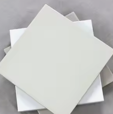 Zirconia Al2O3 เซรามิก แผ่นสี่เหลี่ยม อุณหภูมิสูงเตาอุตสาหกรรมการใช้งาน การตัดตามสั่ง การบิดการประมวลผล RongSheng