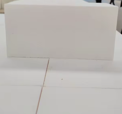 อิฐลูกบอลกลวงอลูมินา ทนอุณหภูมิสูง สำหรับเตาหลอมแก้วและเตาอบอบชุบ